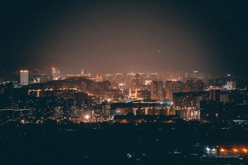 余姚城区城市夜景灯火灯光公路高楼建筑高空月亮晚上俯瞰城市航拍全貌全景金碧辉煌交通路灯车水马龙车流