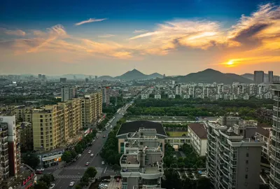 余姚城东高楼俯拍彩霞