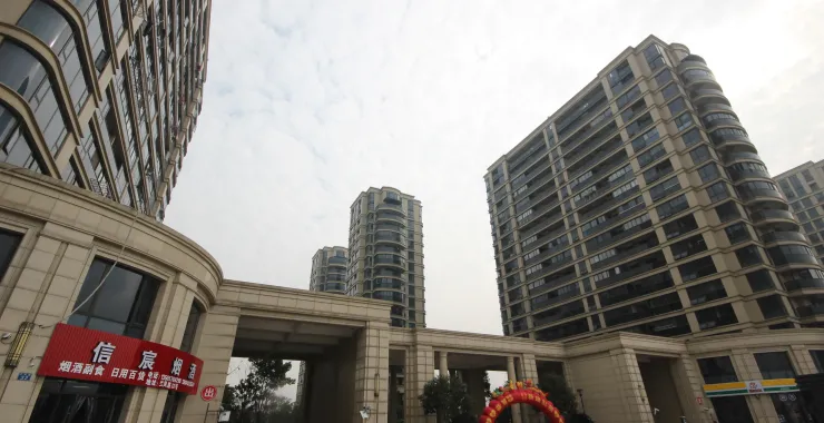 三凤雅苑小区出入口大门