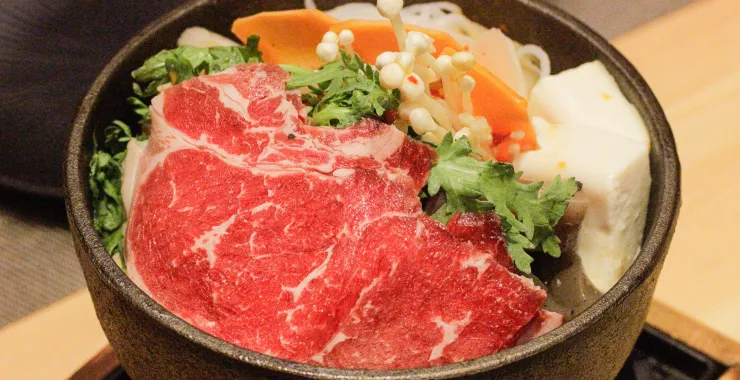 美味美食金针菇寿喜锅特写