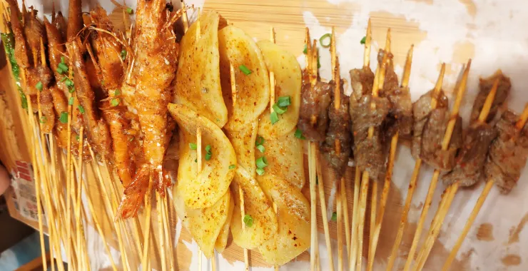 夜宵聚餐烧烤烤串