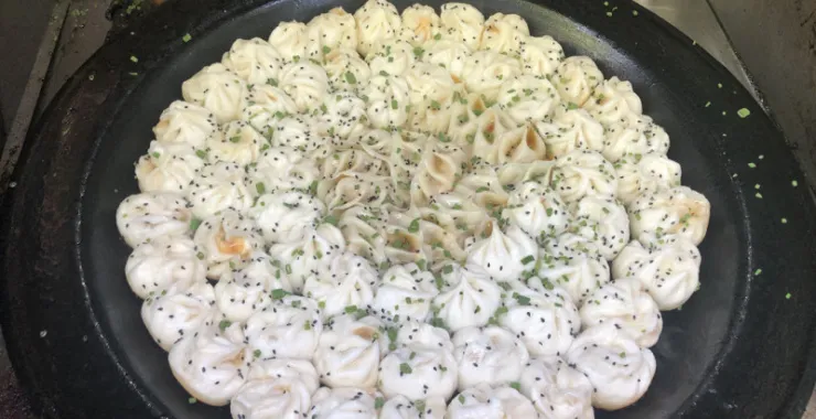 生煎包早餐美食美味传统包子煎饺