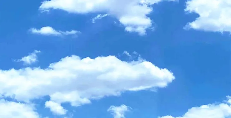 蓝天白云好天气 出去走走吧