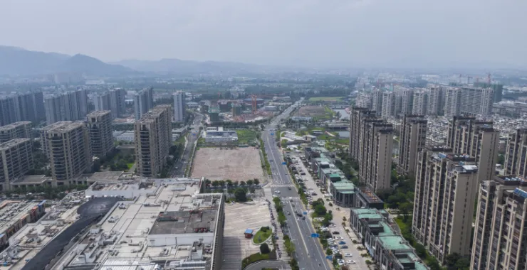 高楼鸟瞰俯视城市高空