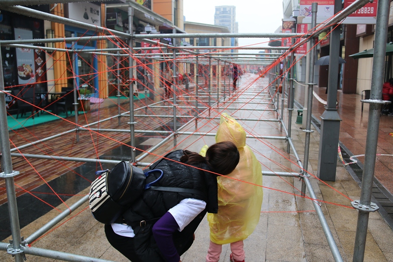 万达金街丧尸跑亲子活动