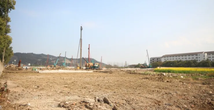余姚城东工地现场
