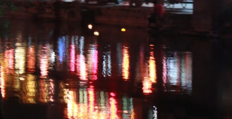  西塘古镇民宿小店夜景模糊