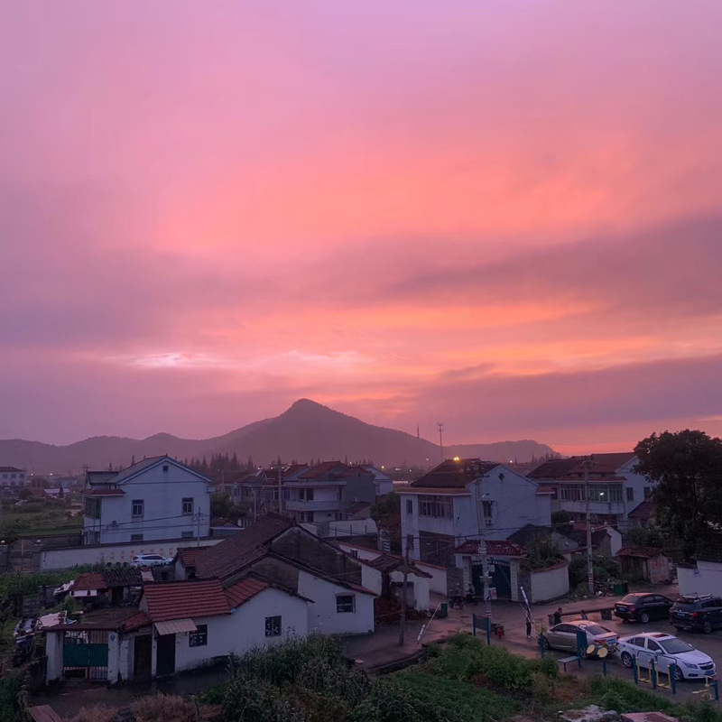 康山村风景天空晚霞夕阳西下