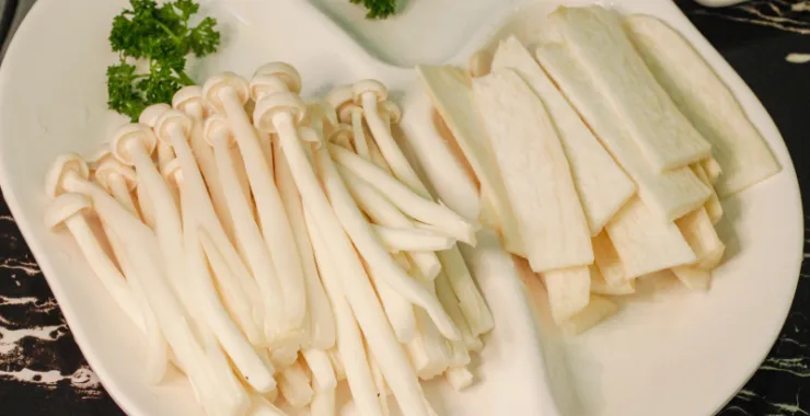 火锅涮菜菌菇双拼拼盘美食配菜