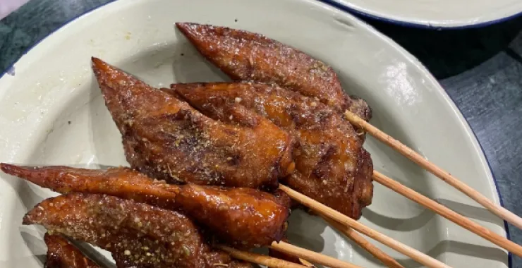 烤串夜宵烤鸡尖烤鸭脖
