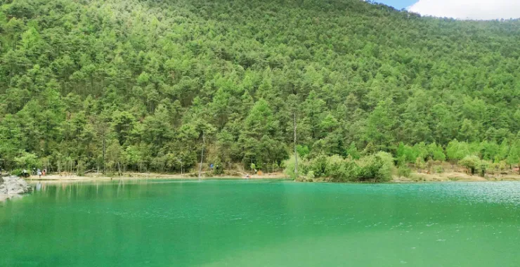 云南丽江旅游风景名胜区蓝月谷白水河