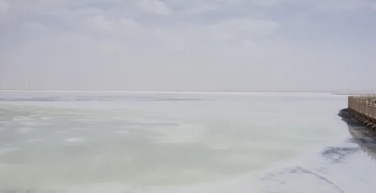 青海茶卡尔盐湖天空一号景区盐湖照片