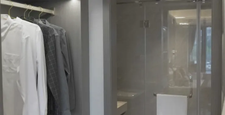 余姚楼盘小区样板房衣帽间卫生间