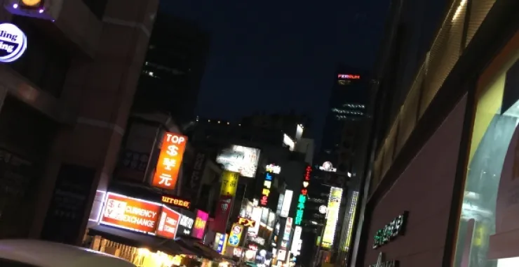 韩国街头夜景夜市招牌街巷