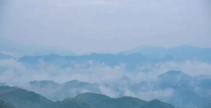 余姚风景四明山云海山