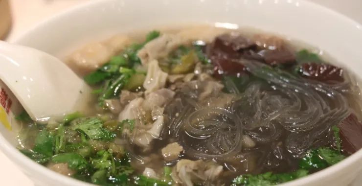 鸭血粉丝汤葱南京美食