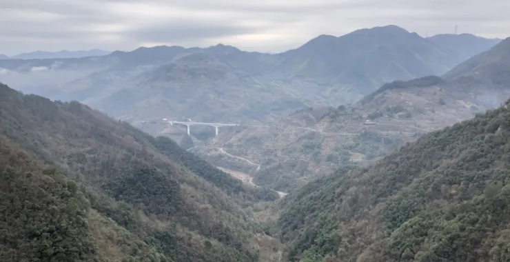 山间公路