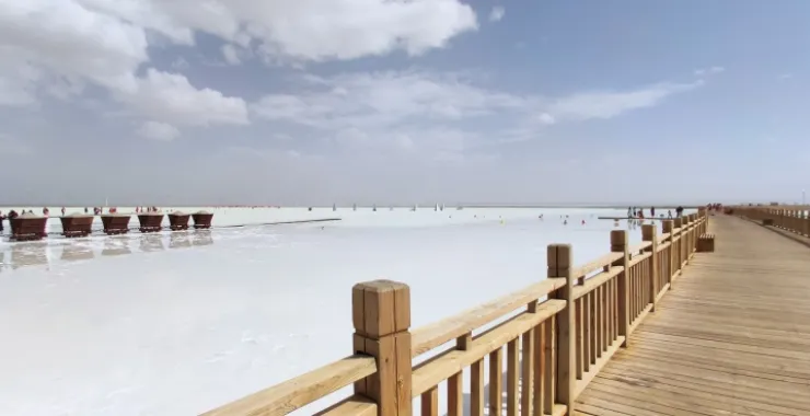 青海茶卡盐湖国家4A级景区天空之镜