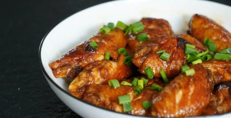 红烧鸡翅香葱鸡肉