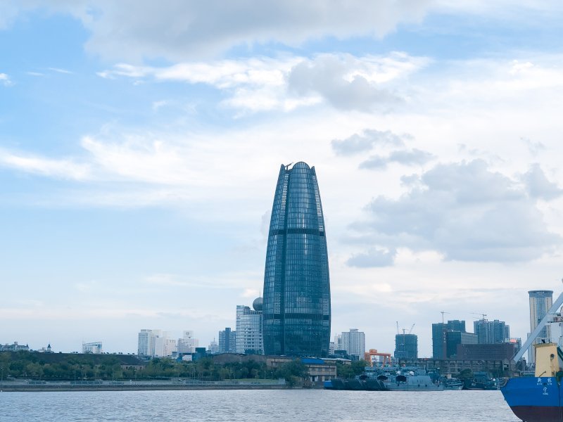 宁波建筑玉米楼财富中心外滩大桥