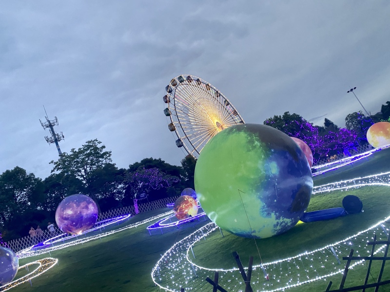 余姚黄山公园夜景灯光亲子游玩摩天轮星球