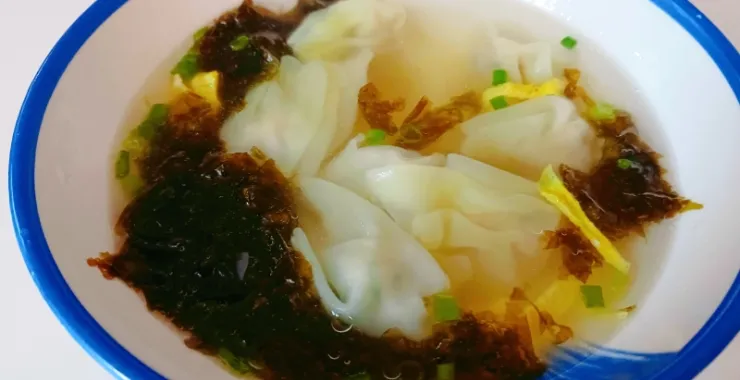 美食餐饮早餐早点小吃牛吃草馄饨