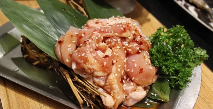 烤鸡腿肉美食烤肉烧烤