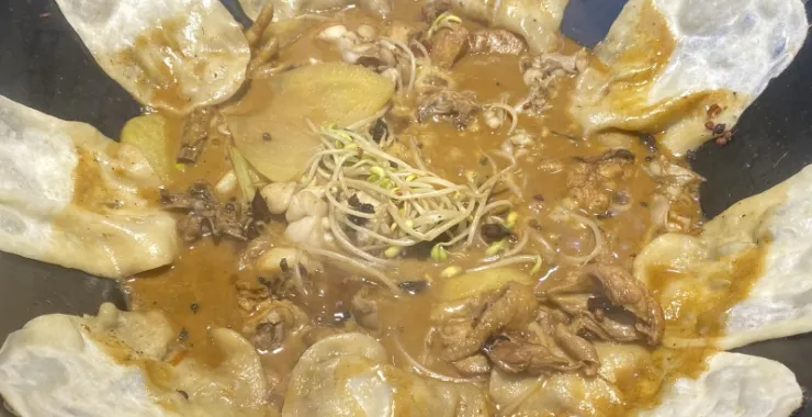 地锅鸡 地方特色美食