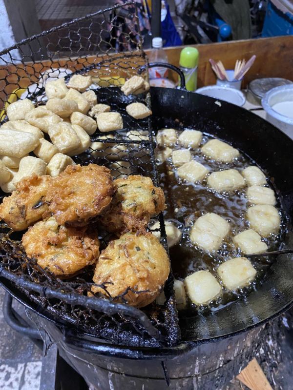 油墩子美食油炸小吃传统点心臭豆腐