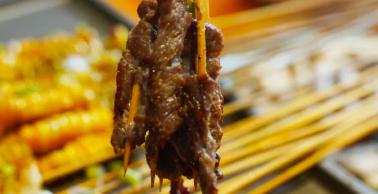 烧烤烤肉夏天夜宵宵夜美食