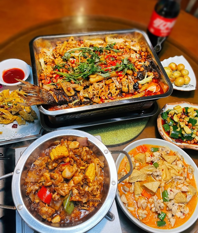 烤鱼牛蛙 夜宵套餐美食