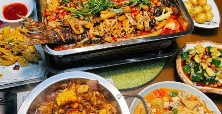 烤鱼牛蛙 夜宵套餐美食