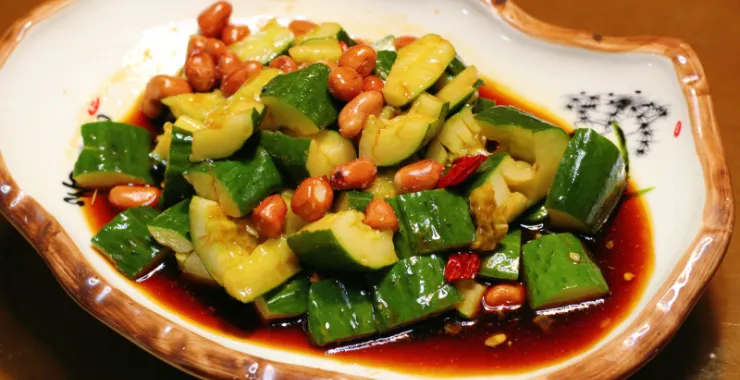 凉拌青瓜爽口前菜凉菜美食拍黄瓜