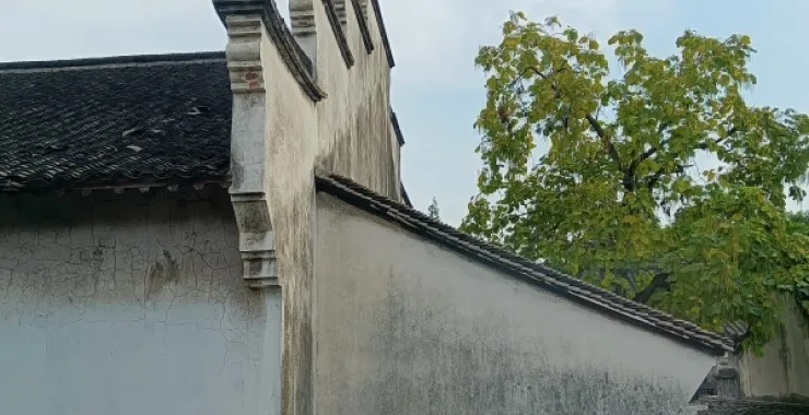乌镇老屋屋顶老房子墙瓦片