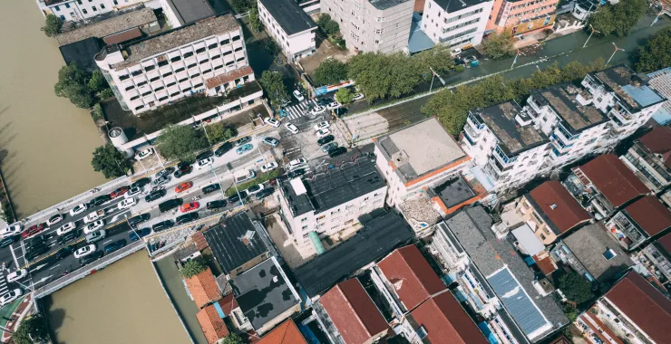 余姚航拍俯瞰台风过后淹水城市道路交通河道淹没灾害