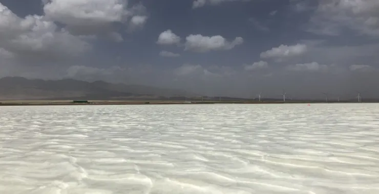 青海旅游景点景区茶卡盐湖拍照打卡网红天空之镜天空壹号天空一号