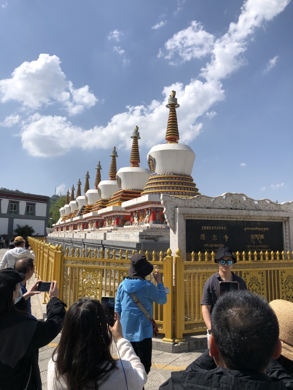 青海旅游景点景区塔尔寺