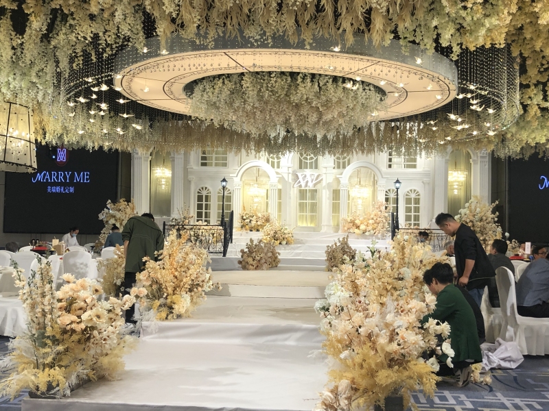 结婚婚礼婚庆现场装饰场景鲜花布置