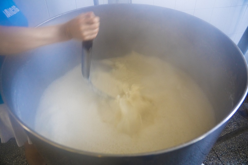 余姚临山美食传统手工豆干点心豆制品制作香干豆腐