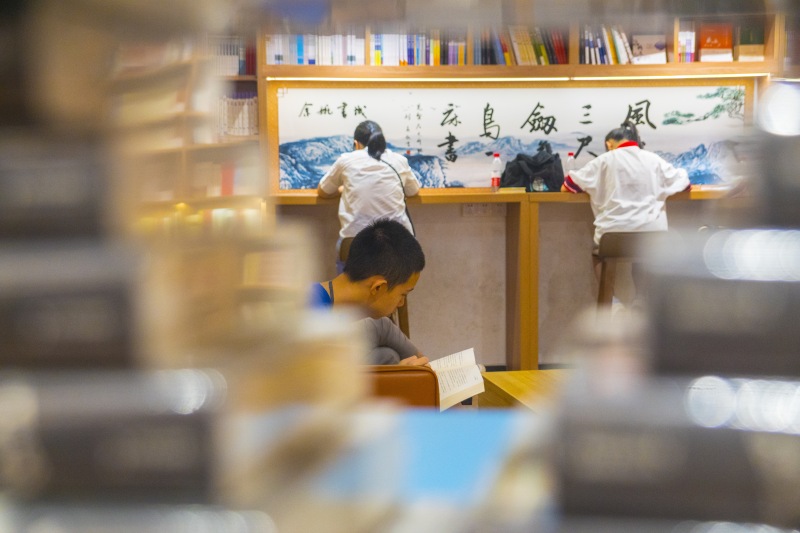 余姚余姚书城书店书架课外书图书课外练习儿童教育文学学生学习