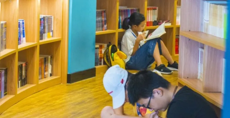 余姚书城书店书架课外书图书课外练习儿童教育文学学生学习