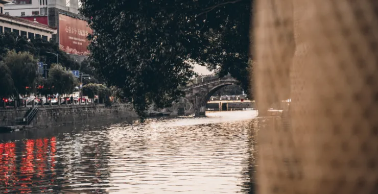  余姚网红打卡地阳明古镇王阳明通济桥古桥姚江边