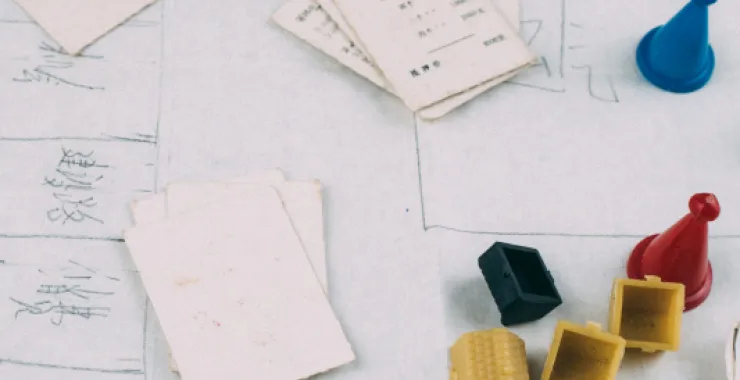 新颖强手棋盒装多人智力纸质玩具