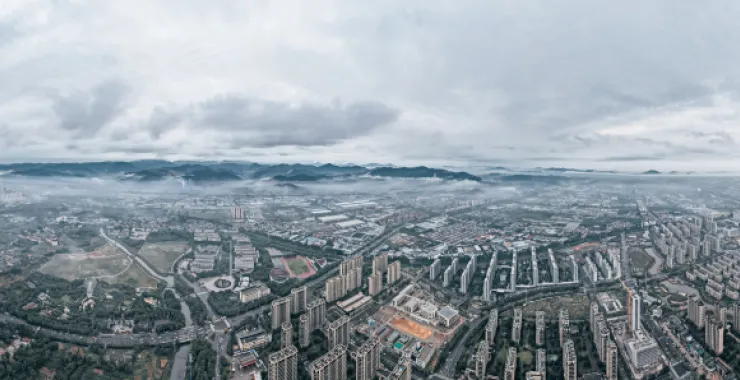 余姚高楼大雾袭城云雾缭绕人间仙境