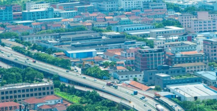 余姚城区全貌公路高楼建筑高空蓝天白云青山绿水俯瞰城市航拍全景