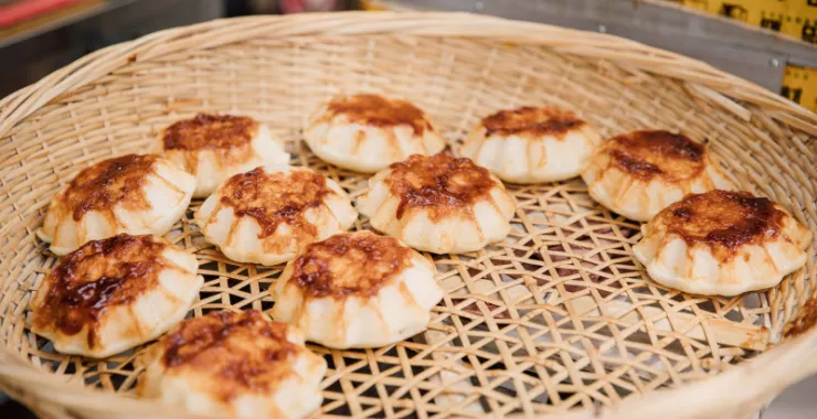 余姚制作非遗传统手工乌馒头早饭早点点心美食