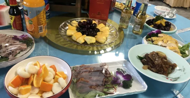 酒席饭桌婚庆菜品酒水
