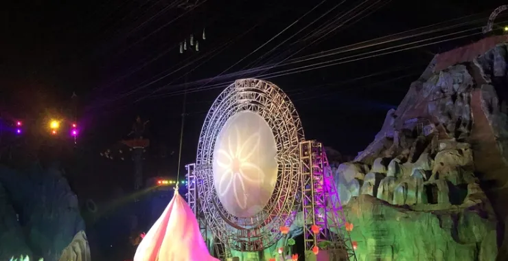 横店影视城梦幻谷景区景点舞台剧场表演