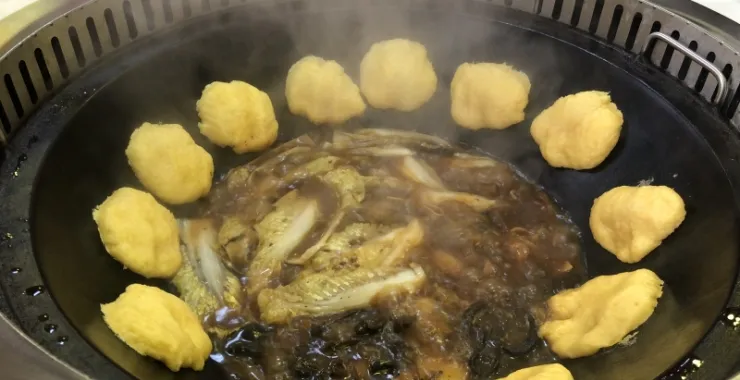 东北铁锅炖夜宵美食东北菜餐饮