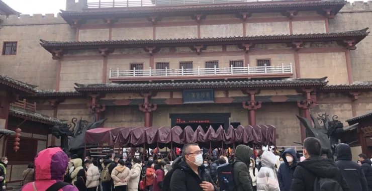横店秦王宫春节节日假期旅游景区景点游客人群